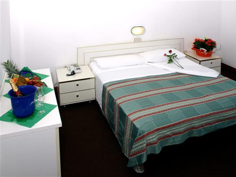 Aldebaran & Restaurant